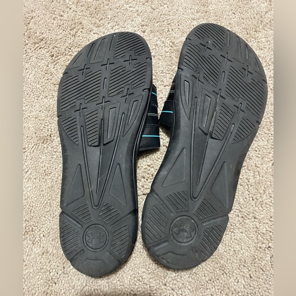 Under Armour Sandals - Picture 2 of 3
